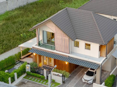 Move-In Ready with Modern Touches