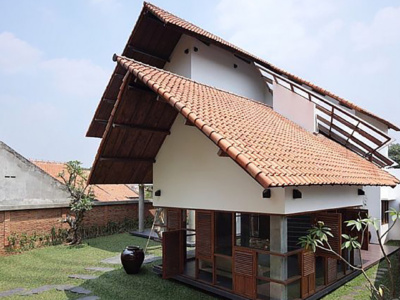 Quiet Surroundings with Easy Access